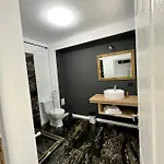 Casa Maxim בית הארחה 3*