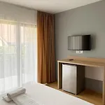 Casa Maxim 3* אפורי נורד