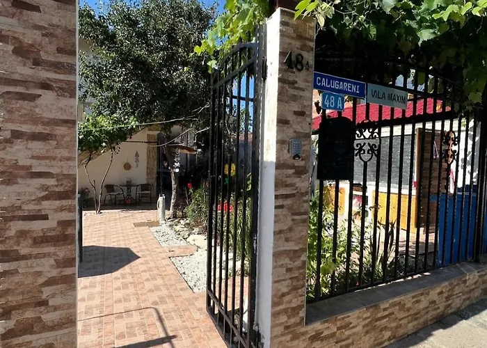 בית הארחה Casa Maxim אפורי נורד